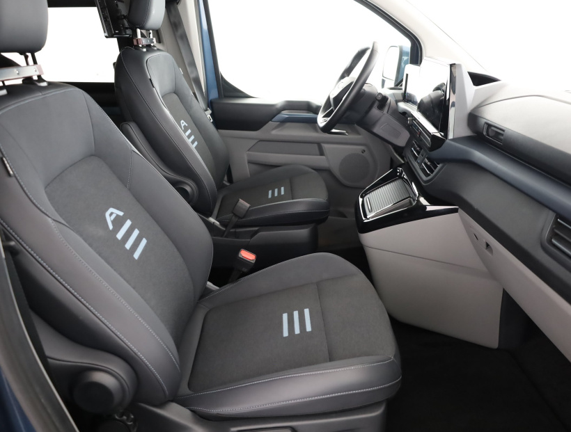 Ford Tourneo Custom, 2025