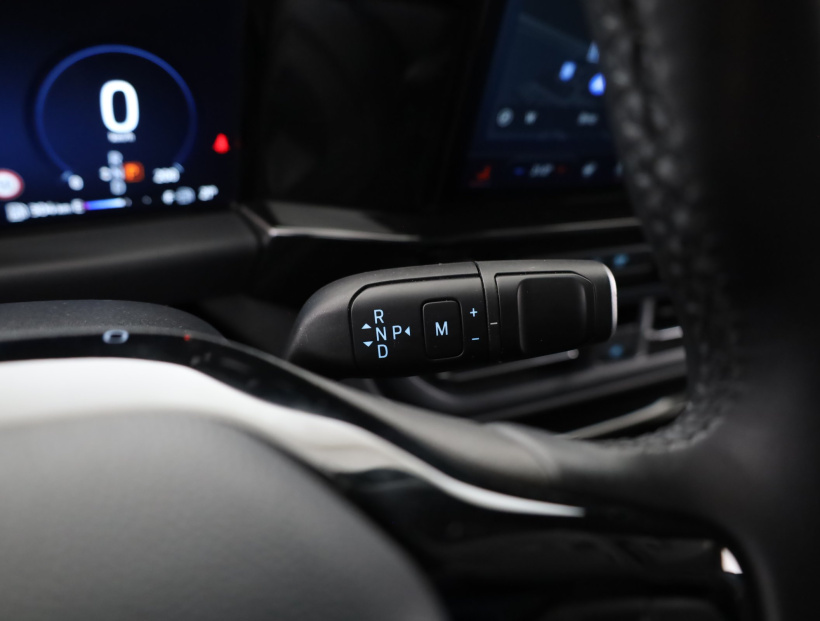 Ford Tourneo Custom, 2025