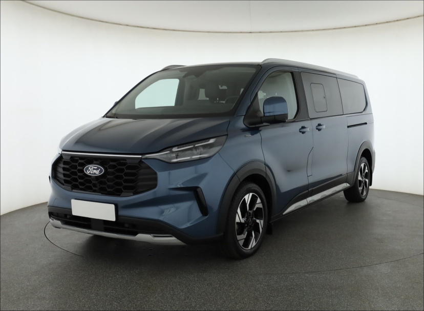 Ford Tourneo Custom, 2025