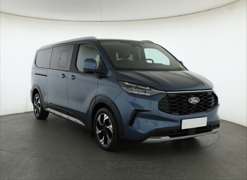 Ford Tourneo Custom, 2025