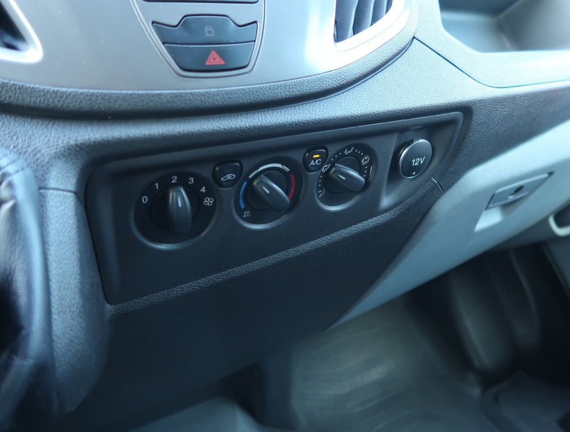 Ford Transit, 2015