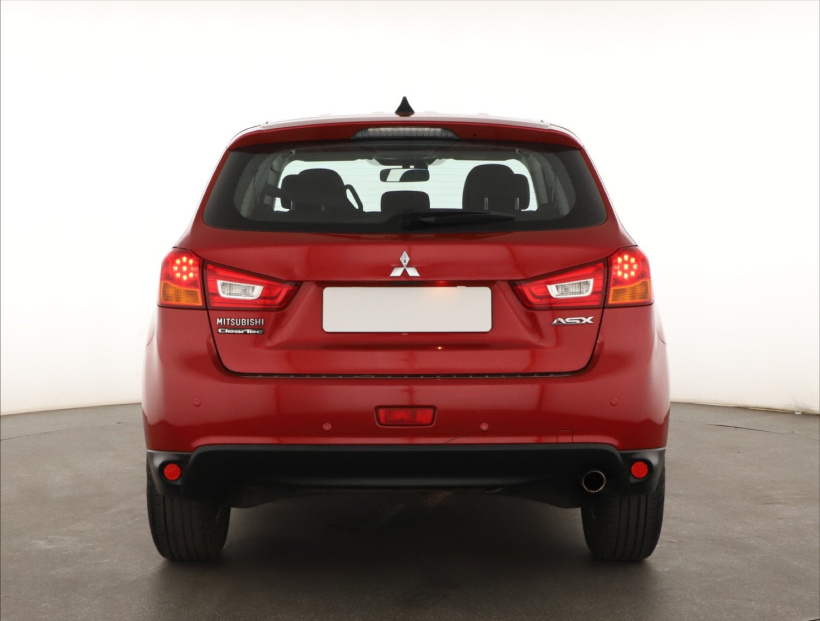 Mitsubishi ASX, 2016