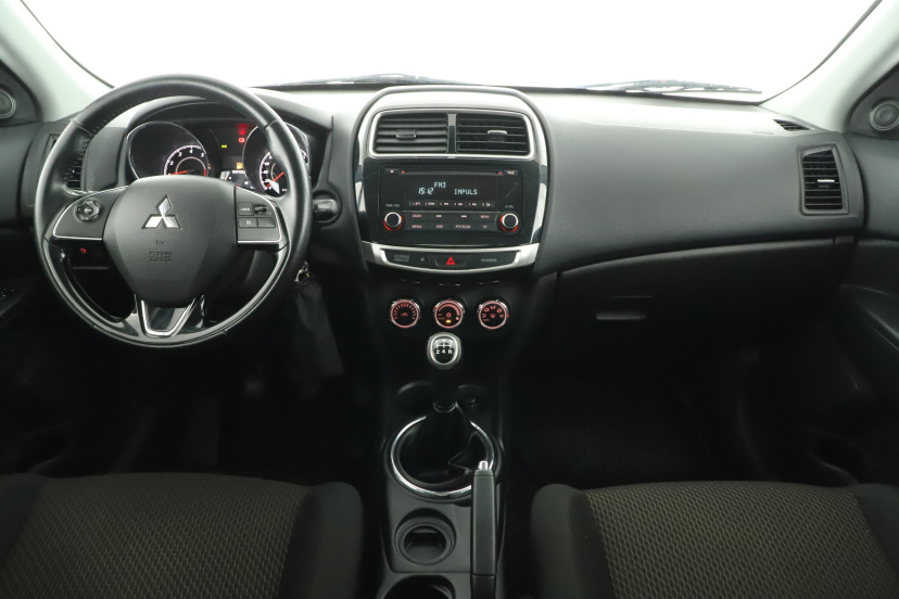 Mitsubishi ASX, 2016