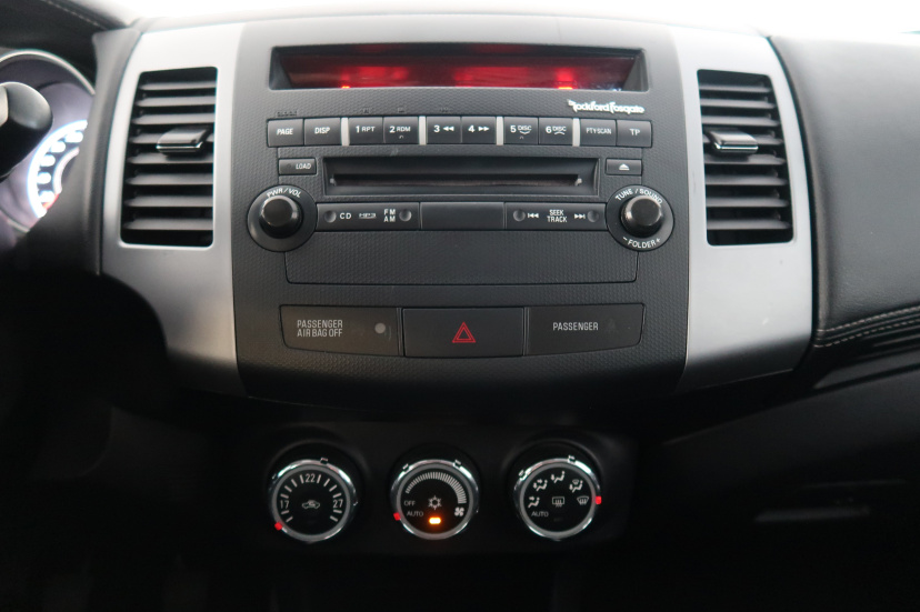 Mitsubishi Outlander, 2012