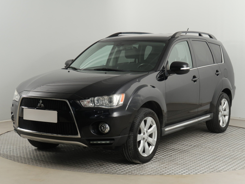 Mitsubishi Outlander, 2012