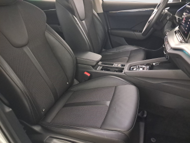 Škoda Octavia - 2023