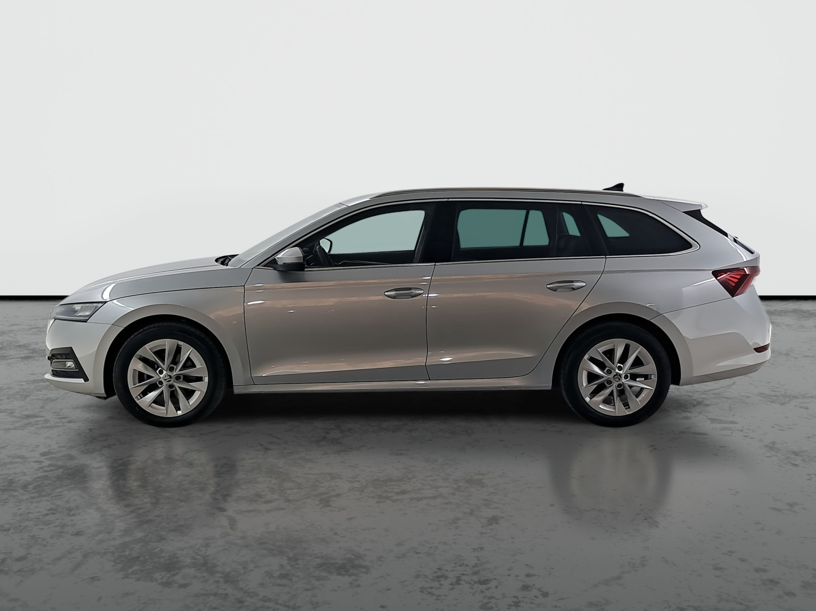 Škoda Octavia - 2023