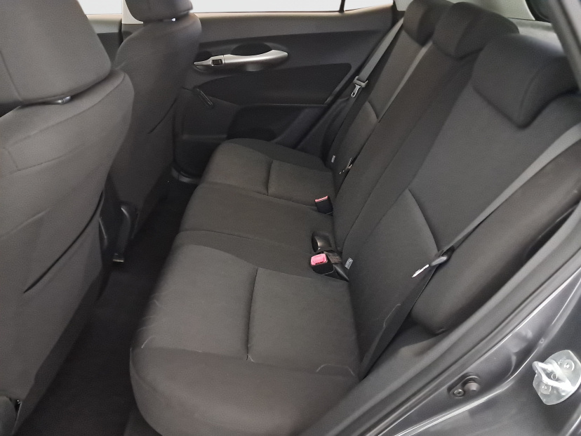Toyota Auris, 2010