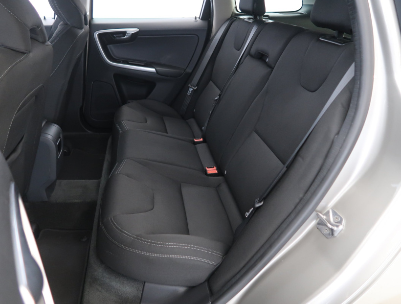 Volvo XC60, 2015