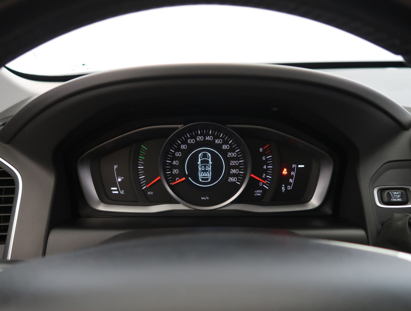 Volvo XC60, 2015
