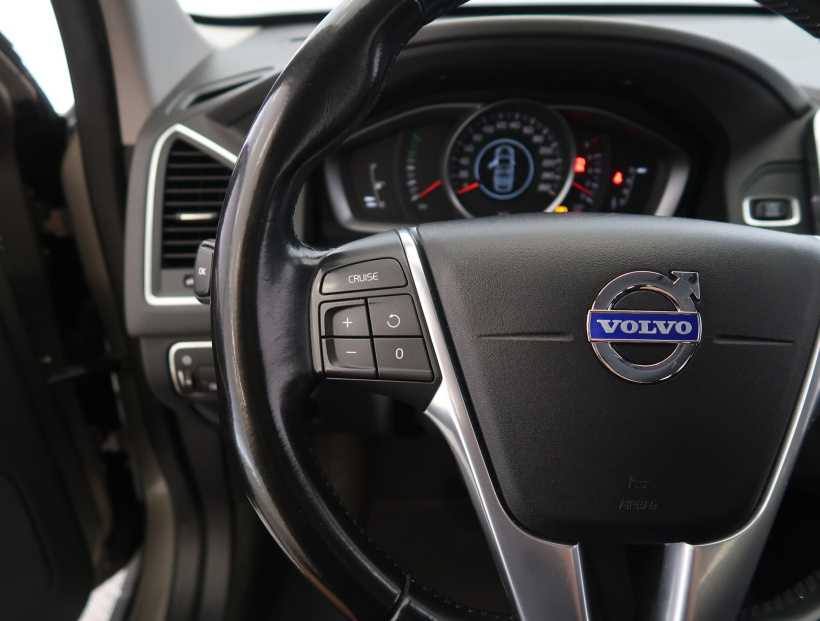 Volvo XC60, 2015