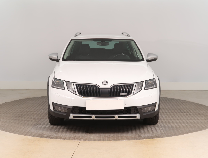 Škoda Octavia Scout, 2020