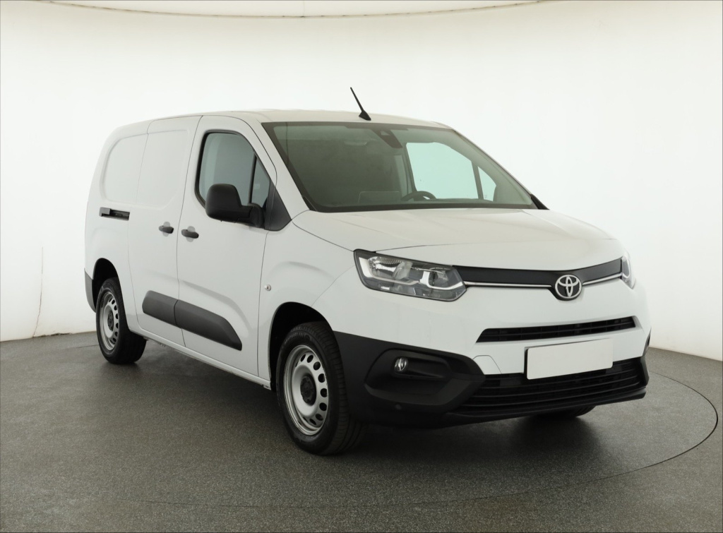 Toyota ProAce City, 2024