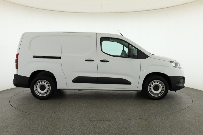 Toyota ProAce City, 2024