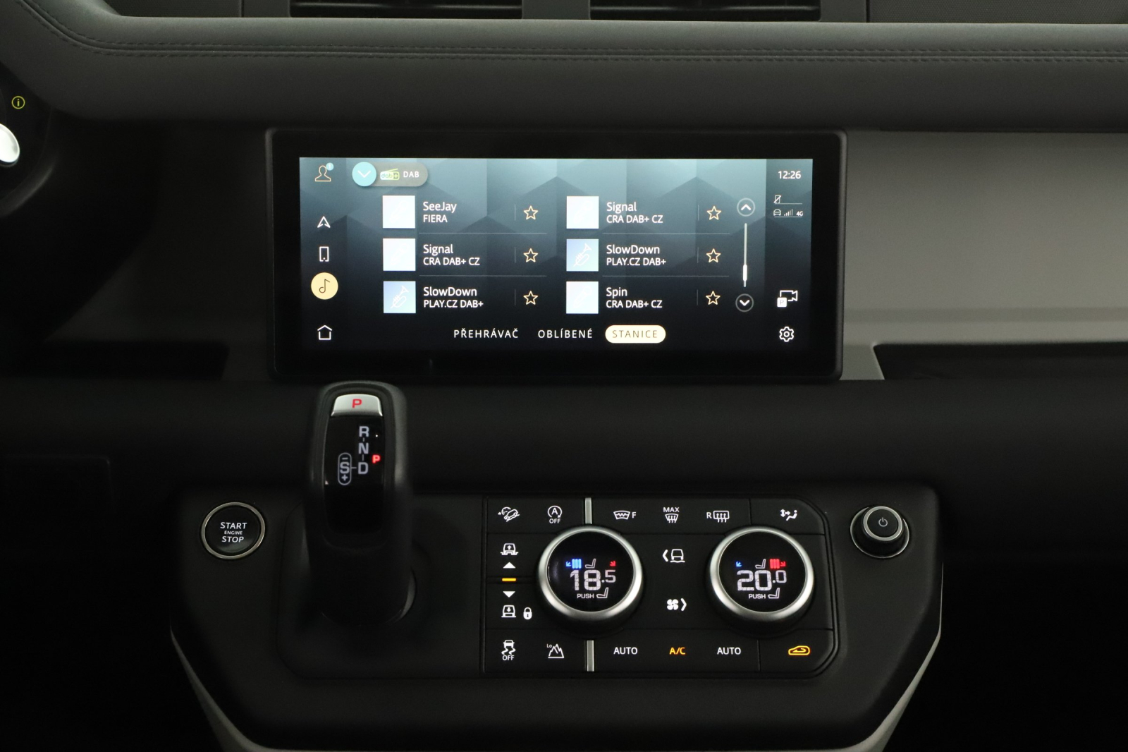 Land Rover Defender - 2023