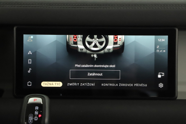 Land Rover Defender - 2023