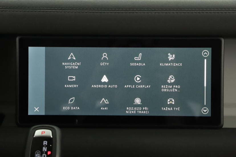 Land Rover Defender, 2023