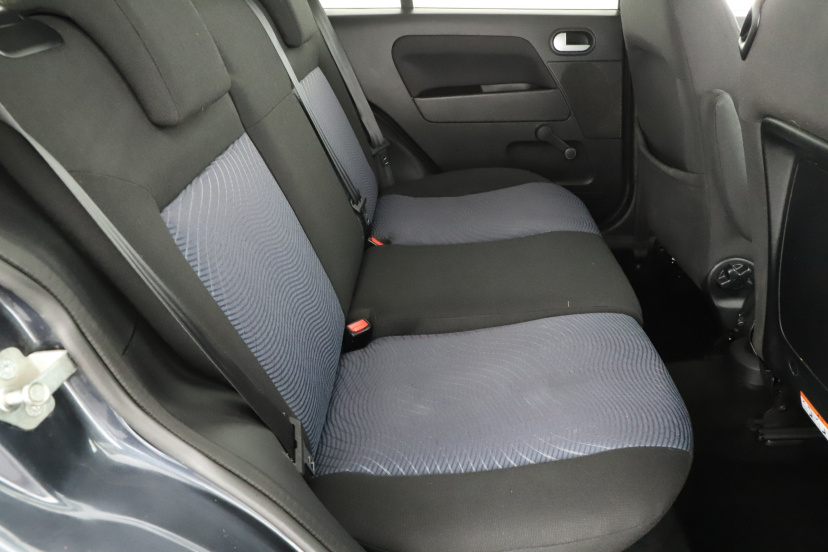 Ford Fusion, 2010