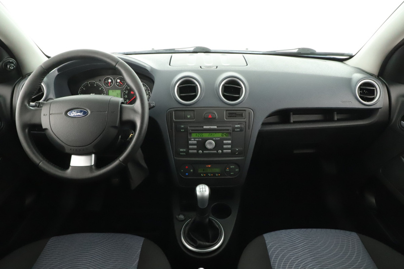 Ford Fusion, 2010