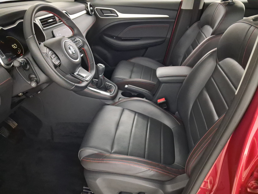 MG ZS SUV, 2025