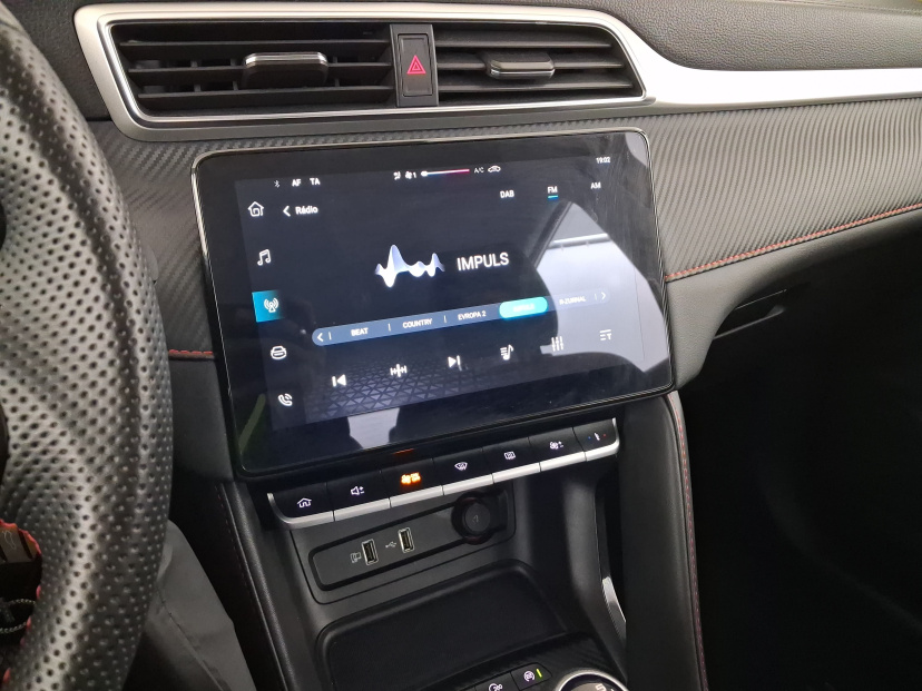 MG ZS SUV, 2025