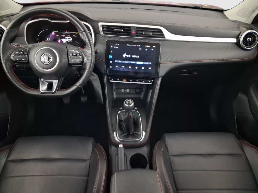 MG ZS SUV, 2025