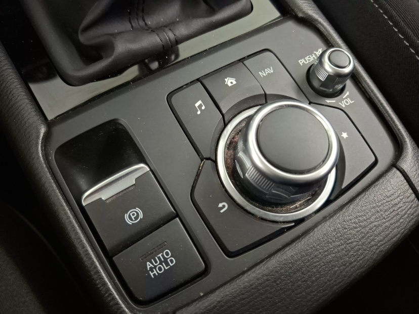Mazda CX-3, 2018