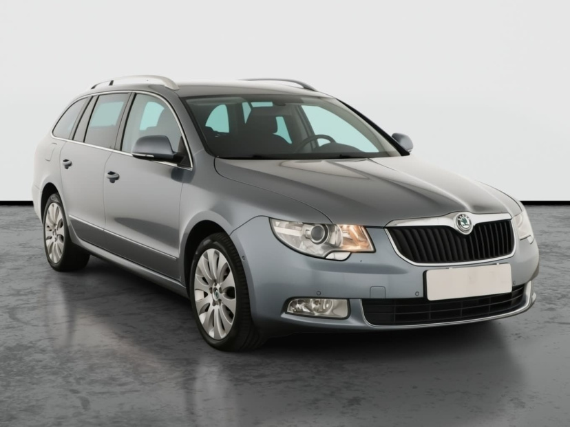 Škoda Superb, 2011