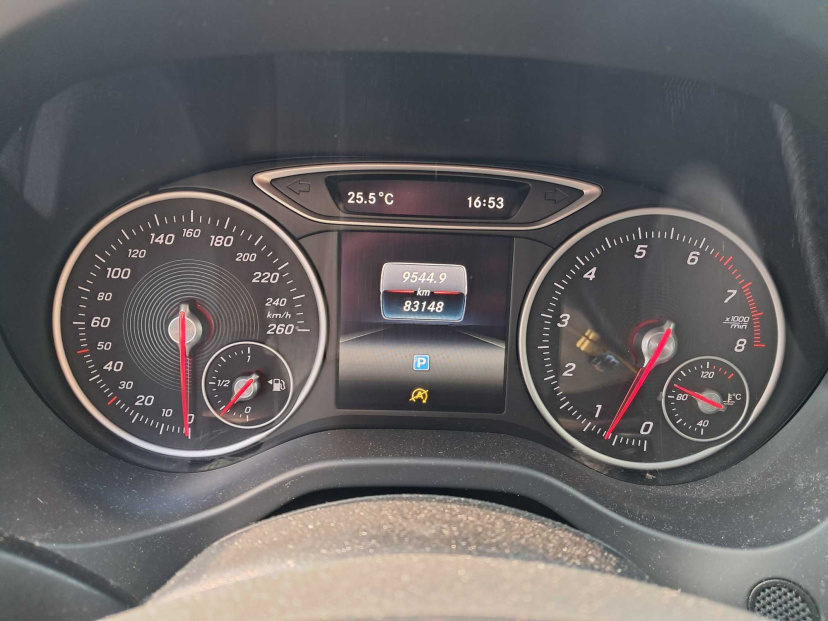 Mercedes-Benz A, 2016