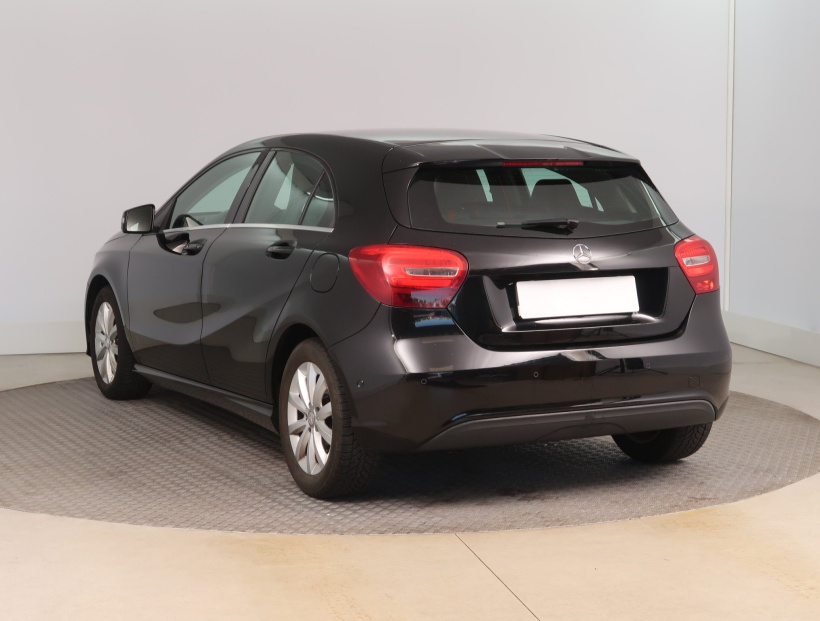 Mercedes-Benz A, 2016
