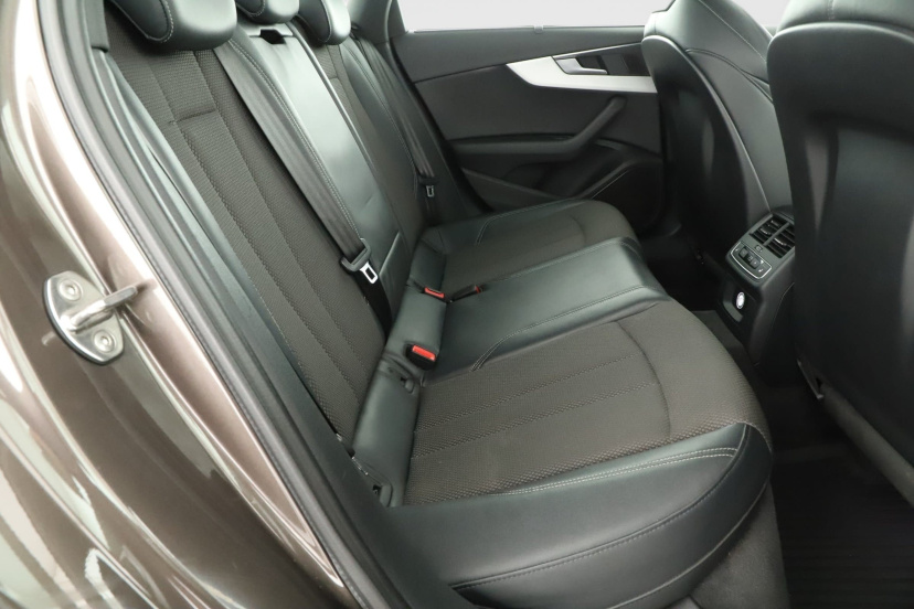 Audi A4, 2018