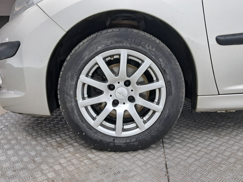 Peugeot 207, 2008