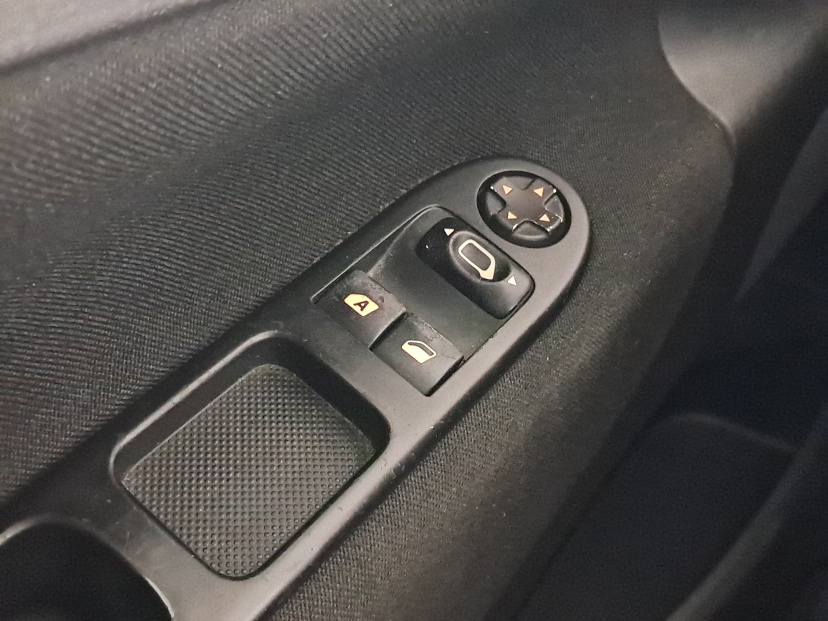 Peugeot 207, 2008