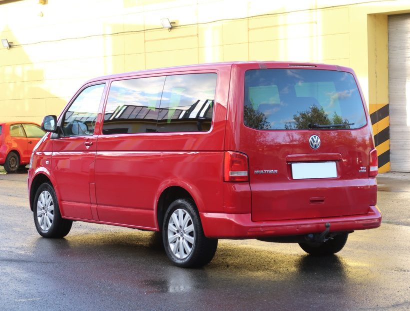 Volkswagen Multivan, 2013