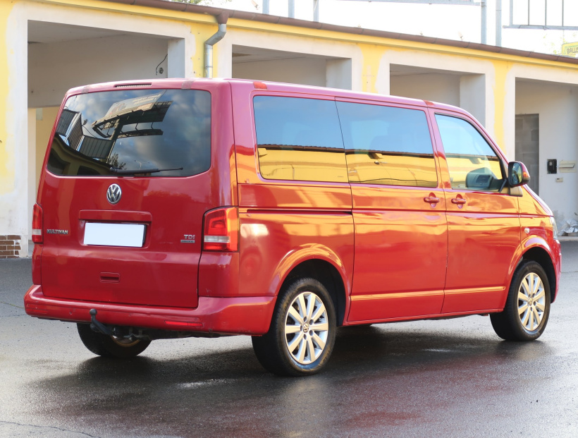 Volkswagen Multivan, 2013