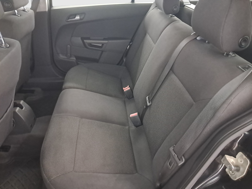 Opel Astra, 2009