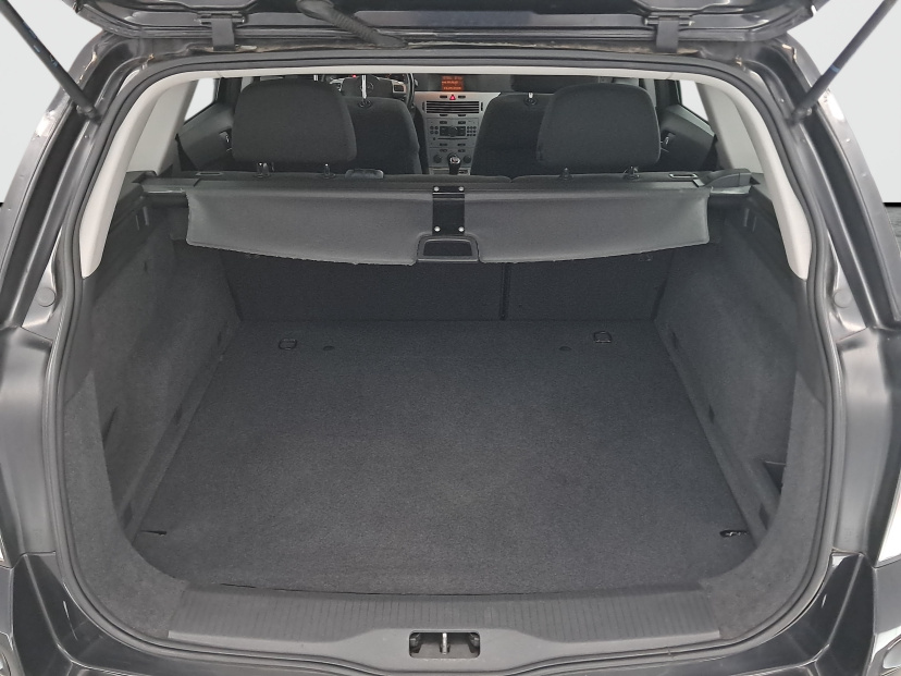Opel Astra, 2009