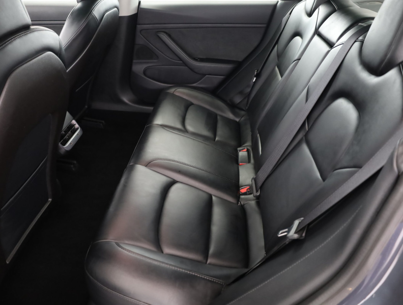 Tesla Model 3, 2019