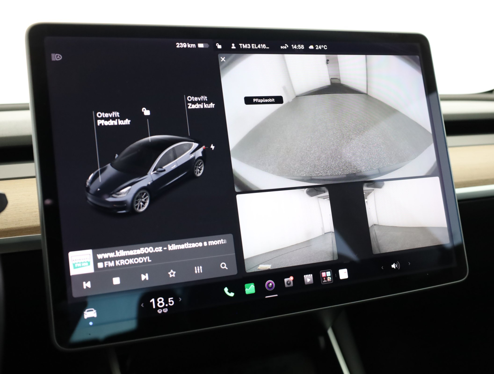 Tesla Model 3 Long Range AWD – fotografie 16