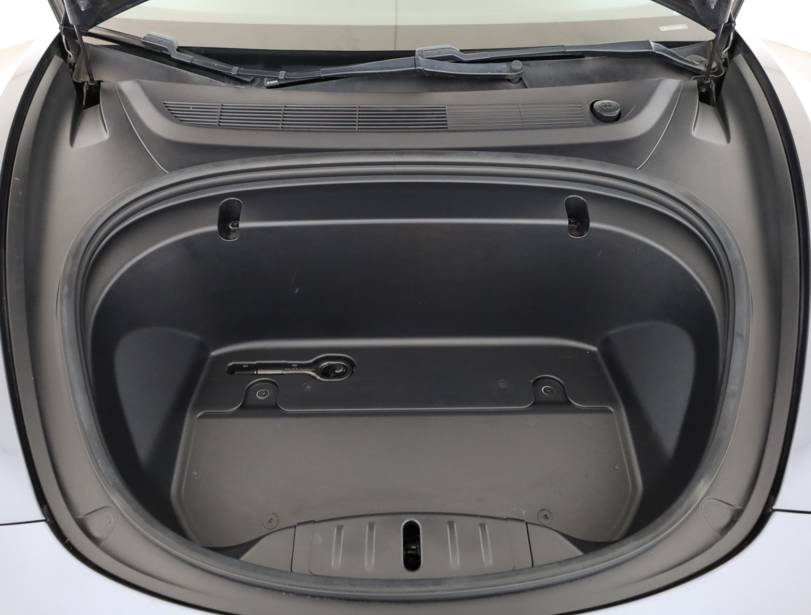 Tesla Model 3 Long Range AWD – fotografie 24