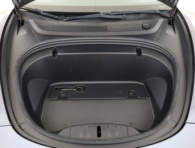 Tesla Model 3, 2019