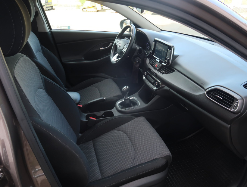 Hyundai i30 Fastback, 2021