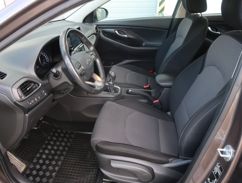 Hyundai i30 Fastback, 2021