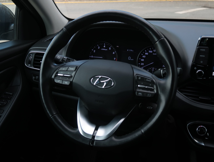 Hyundai i30 Fastback, 2021