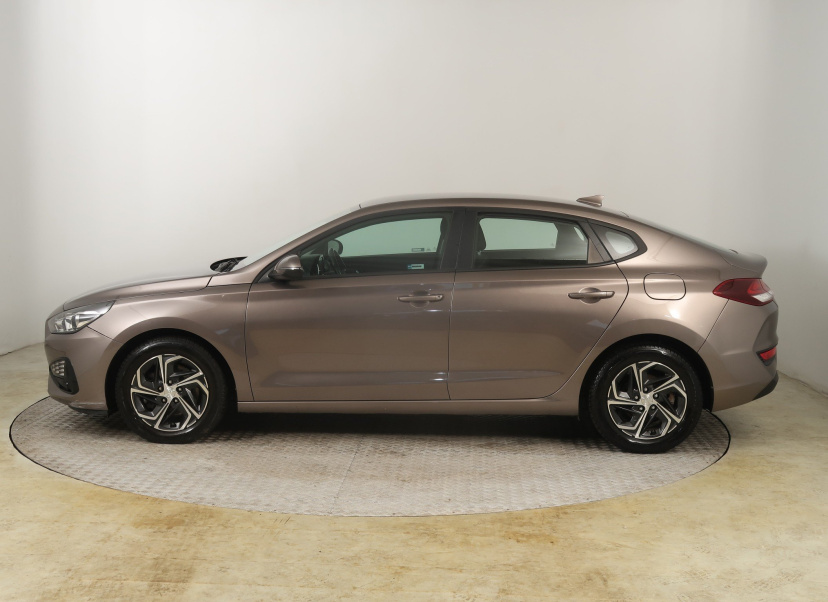 Hyundai i30 Fastback, 2021