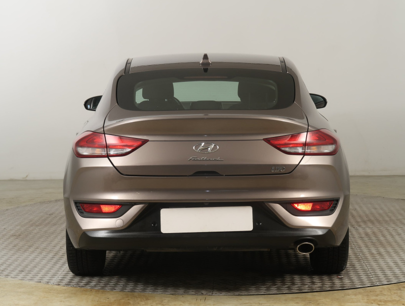 Hyundai i30 Fastback, 2021