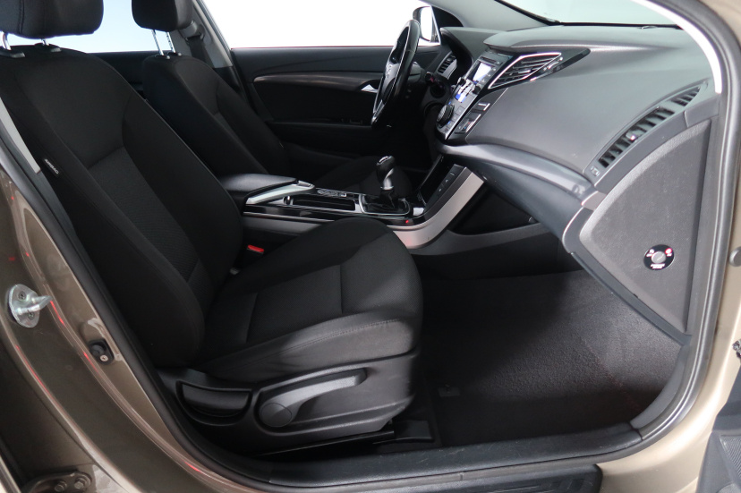 Hyundai i40, 2014