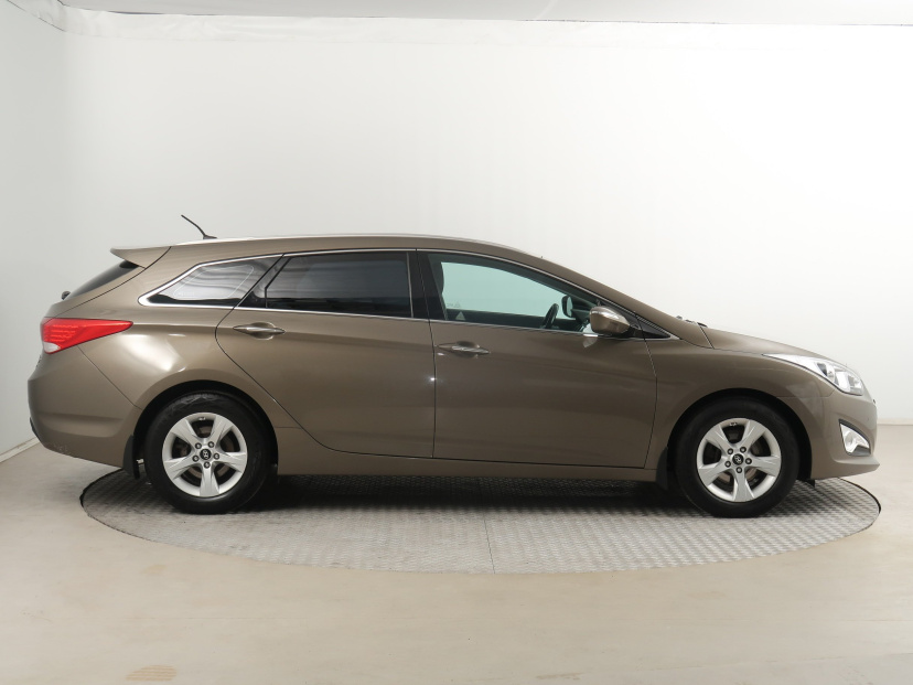 Hyundai i40, 2014