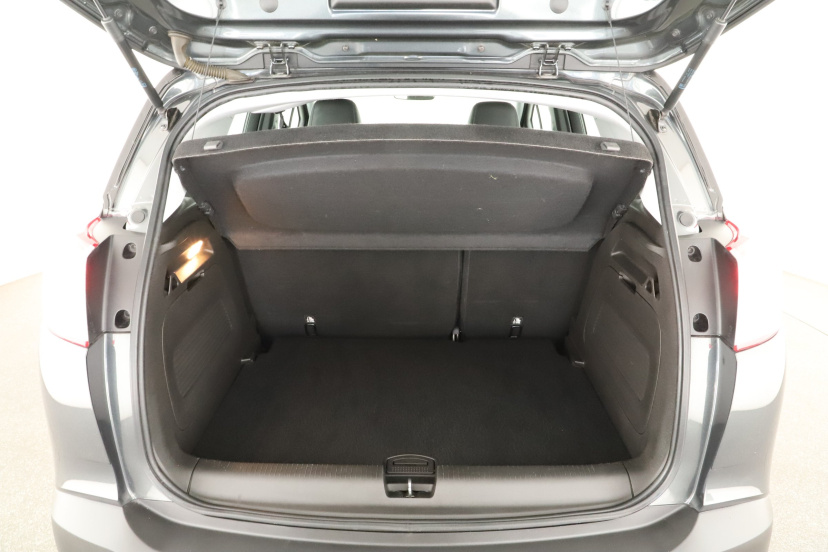 Opel Crossland, 2017