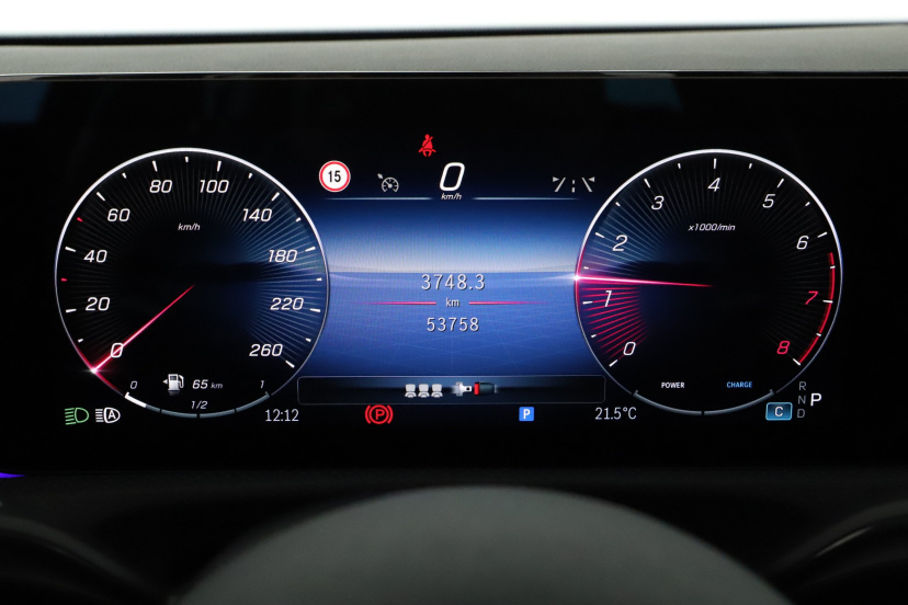 Mercedes-Benz CLA, 2025